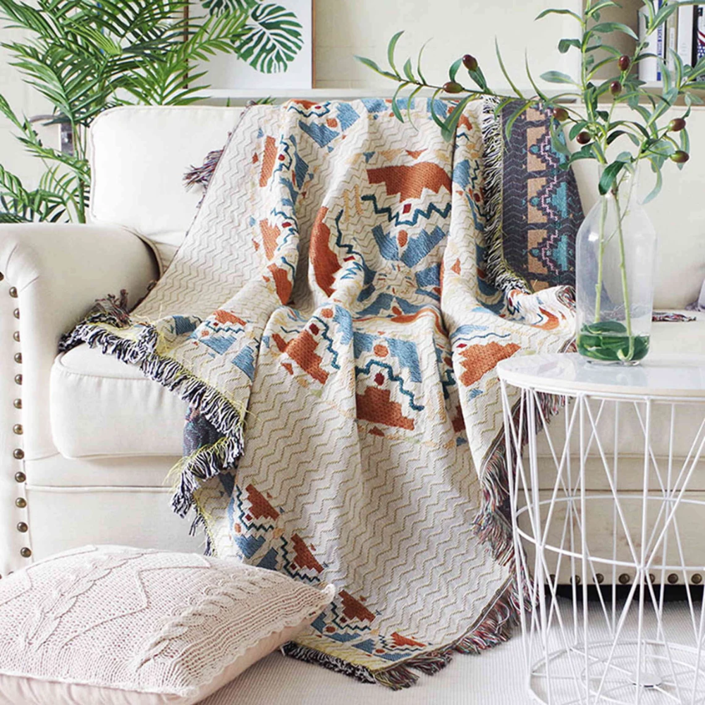 Woven Blanket with Geometric Pattern